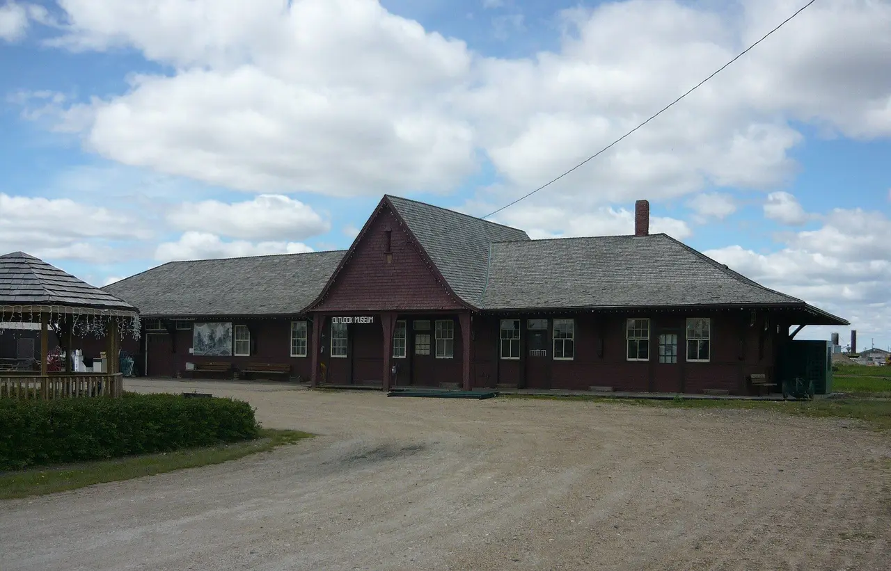 Former CPR station, now the Outlook museum, 2010